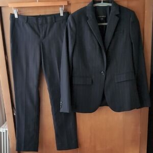 Banana Republic Dark Navy Men's Suit